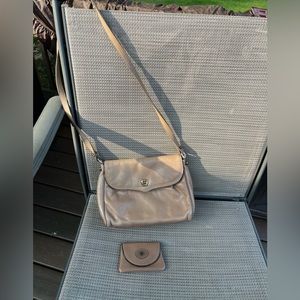 VINTAGE ETIENNE AIGNER TAN SHOULDER BAG AND COIN PURSE WOTH MIRROR